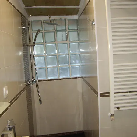 Apartamento Bonsais Con Jacuzzi Torres (Jaen)